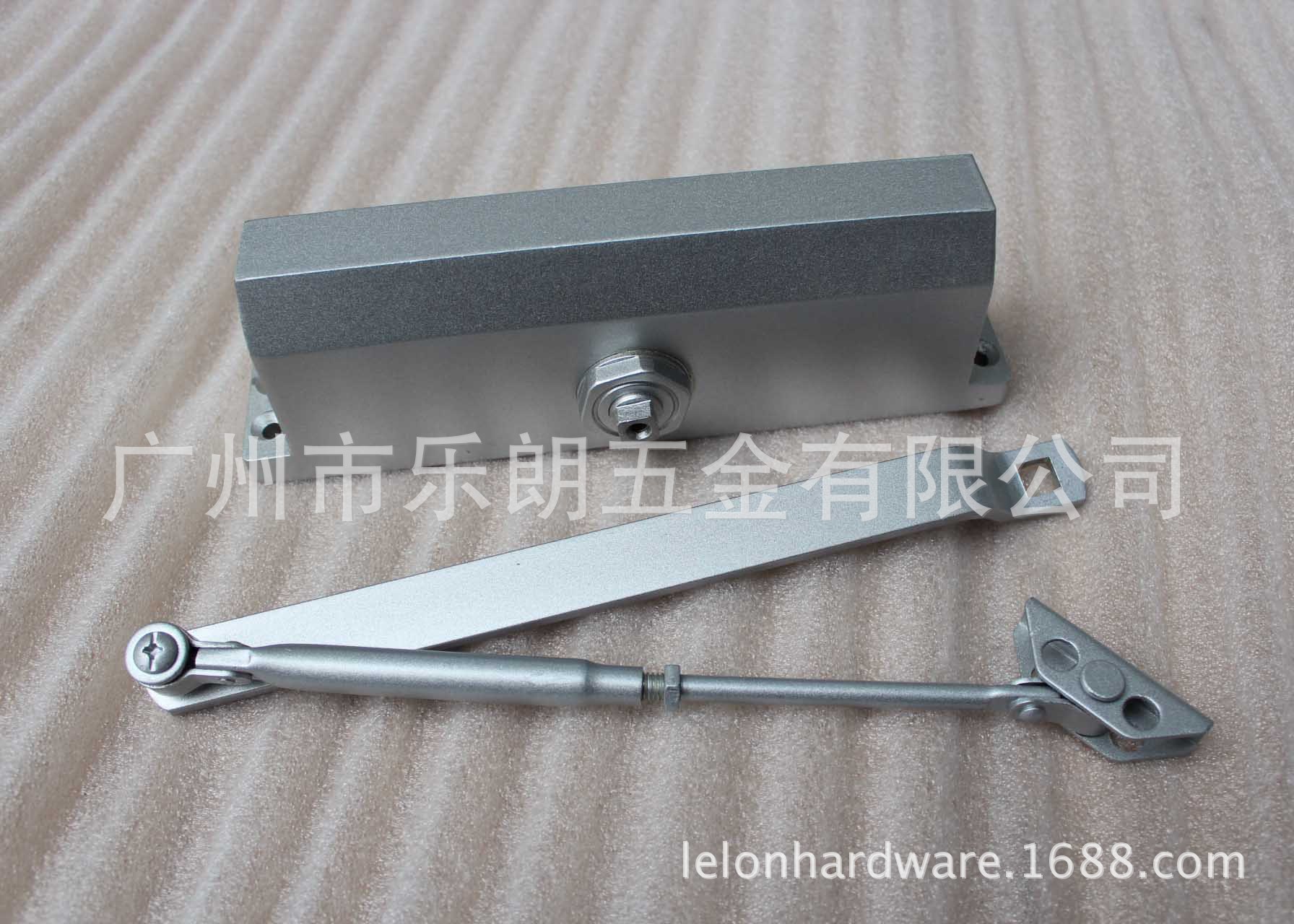 快猫在线免费观看快猫成人网站RDC-05 重型方背闭门器