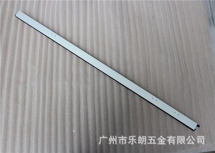快猫在线免费观看快猫成人网站RDA-31 门底防尘器