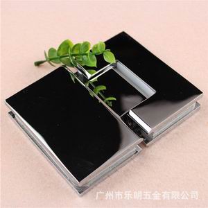 快猫在线免费观看快猫成人网站浴室夹