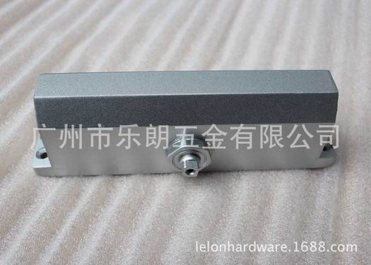 90度定位闭门器哪家好？